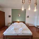 Gorenka Gostinjska kuća *